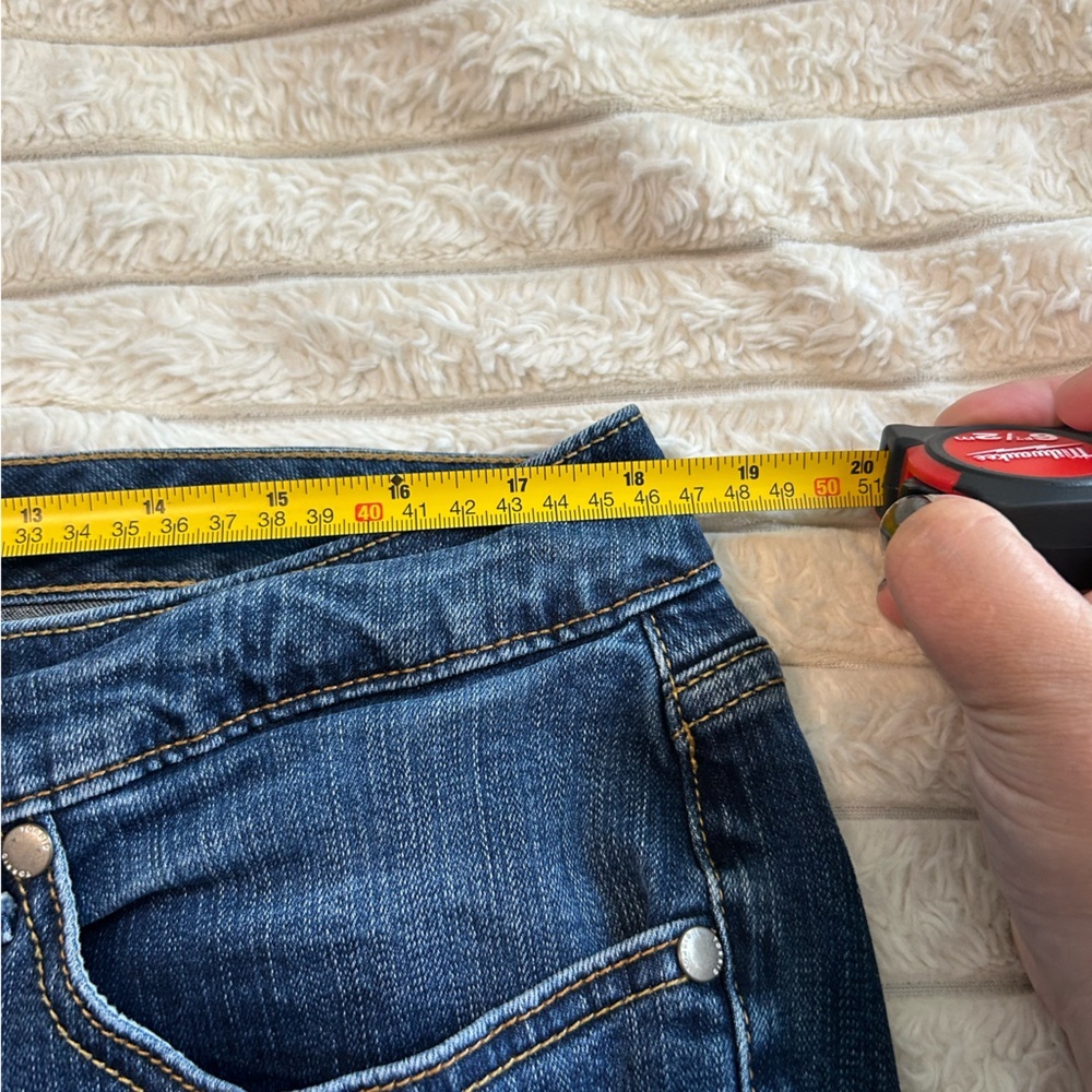 Torrid Jeans - Picture 9 of 9